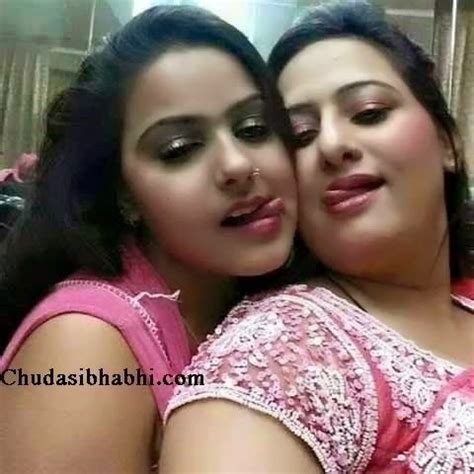 Desi big boobs aunty chut chudai with lover boy